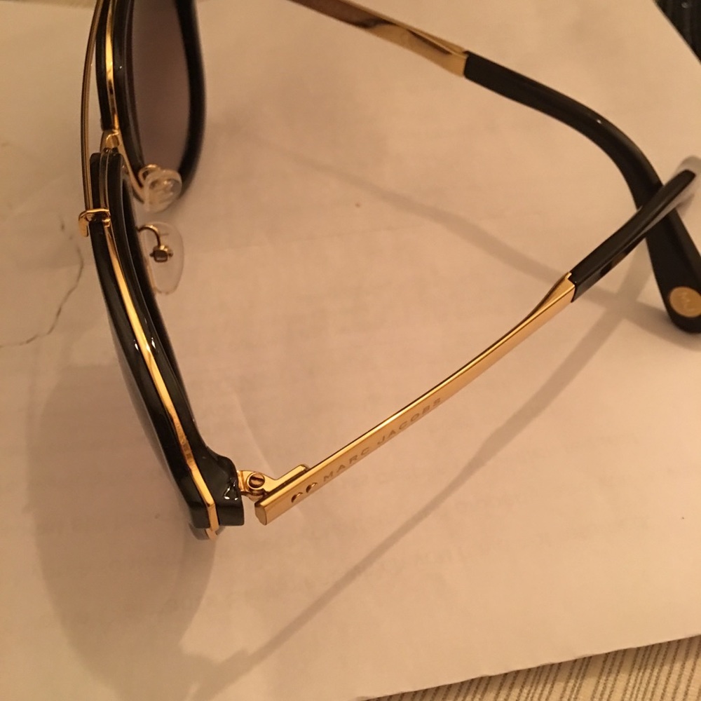 Sunglasses - Picture 3 of 3